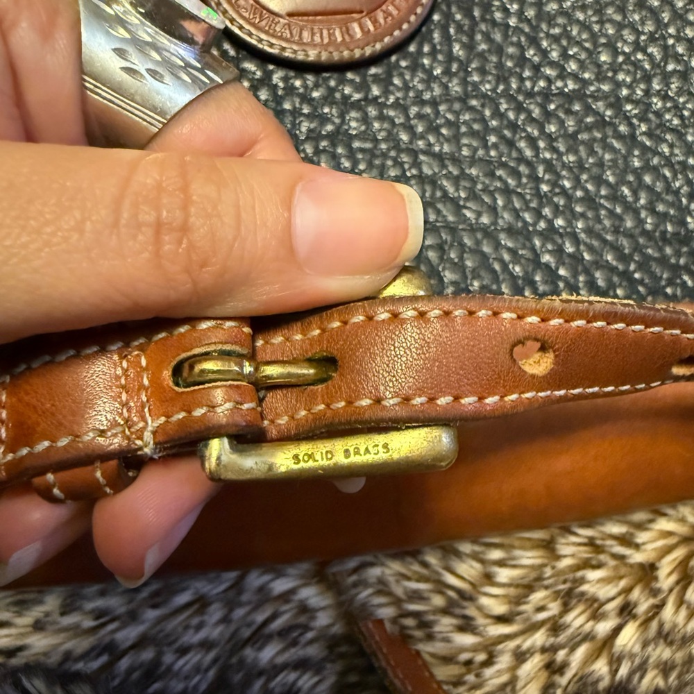 Dooney Vintage Black and Brown Leather Bag - Picture 3 of 10